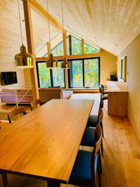 Golden Bell by Jade Group Hakuba
